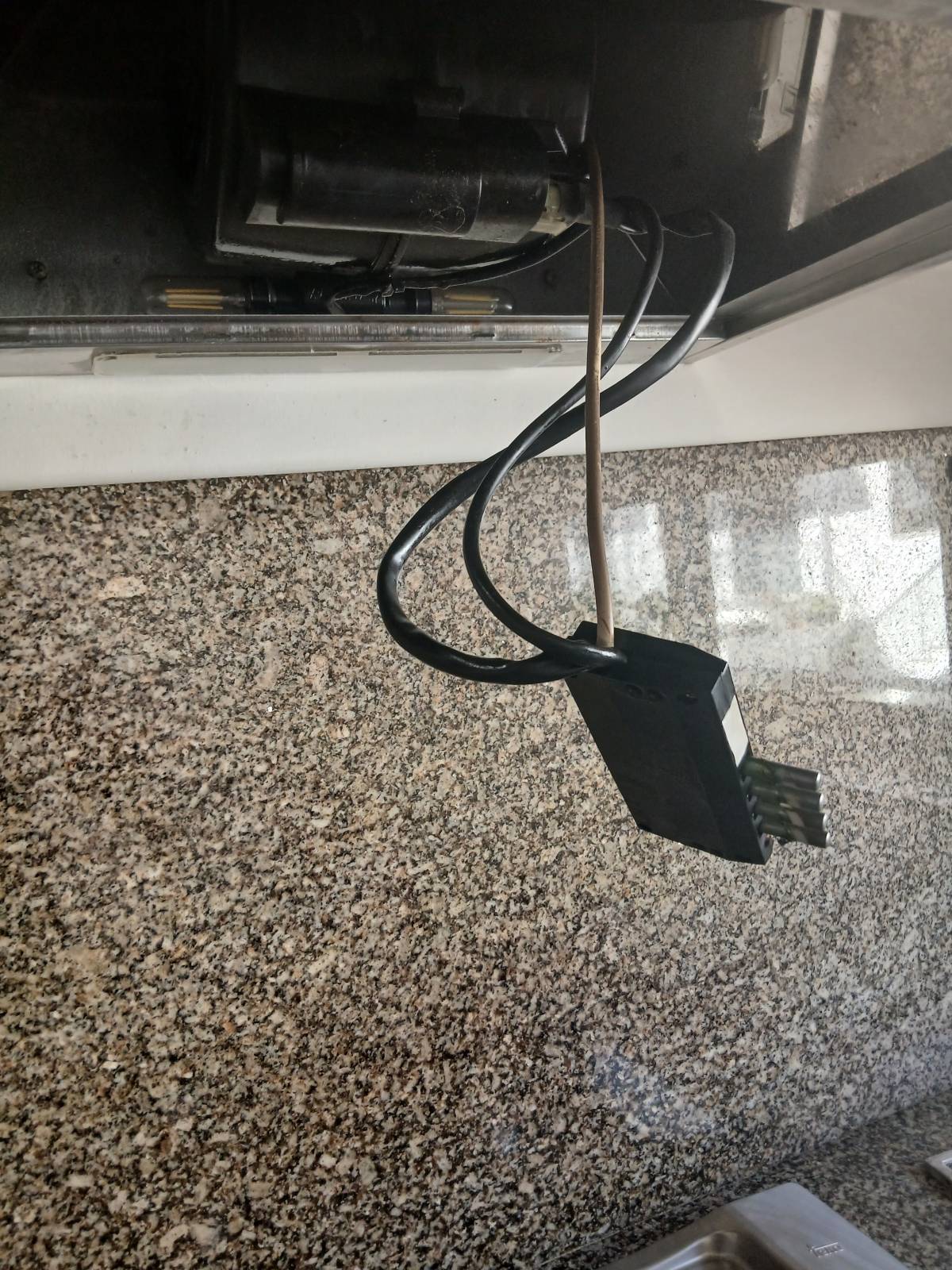 MultiHelp - Técnico Weslley - Barcelos - Manutenção e Reparação de Terraço