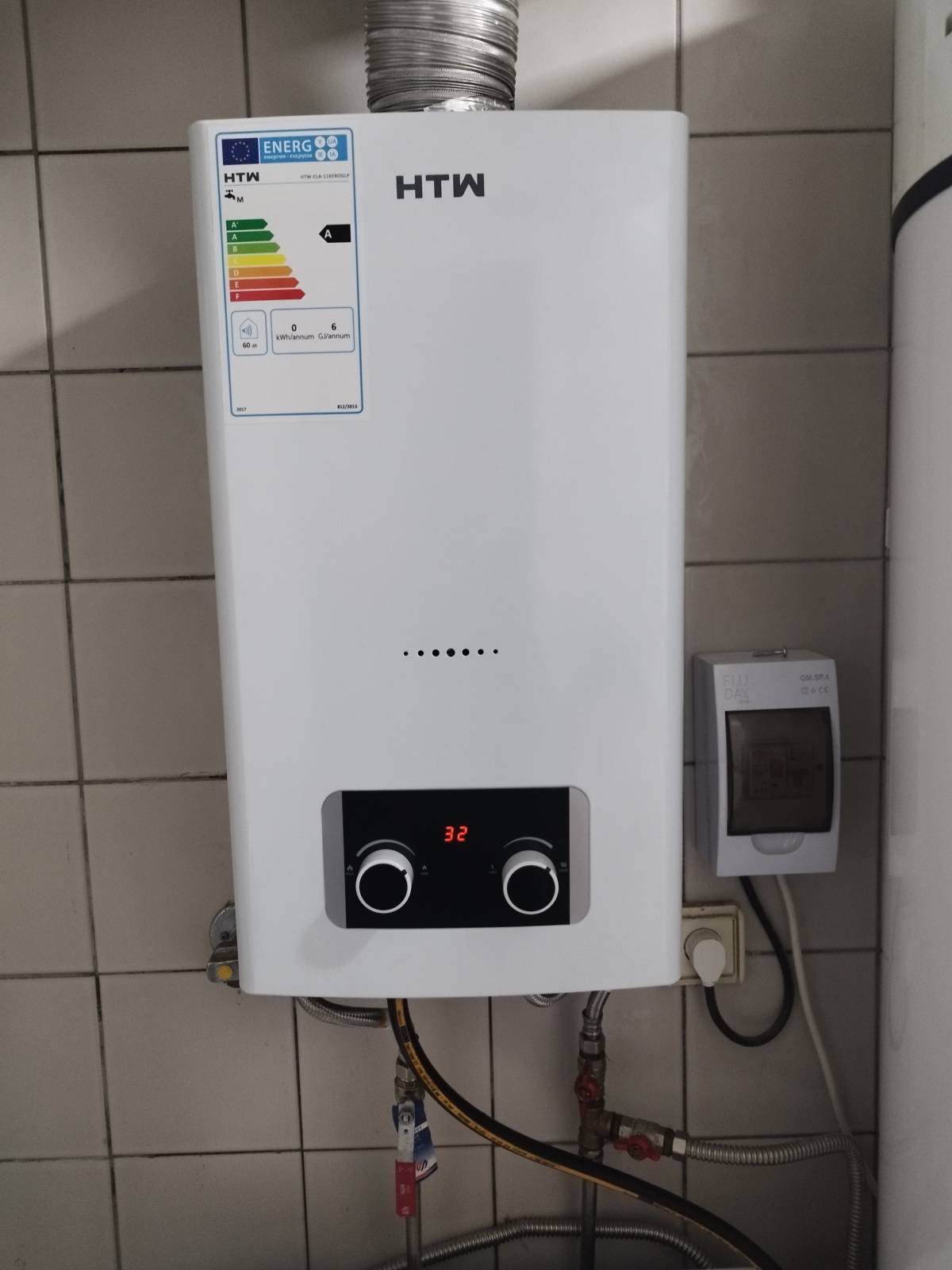 MultiHelp - Técnico Weslley - Barcelos - Installation einer Wärmerückgewinnungseinheit