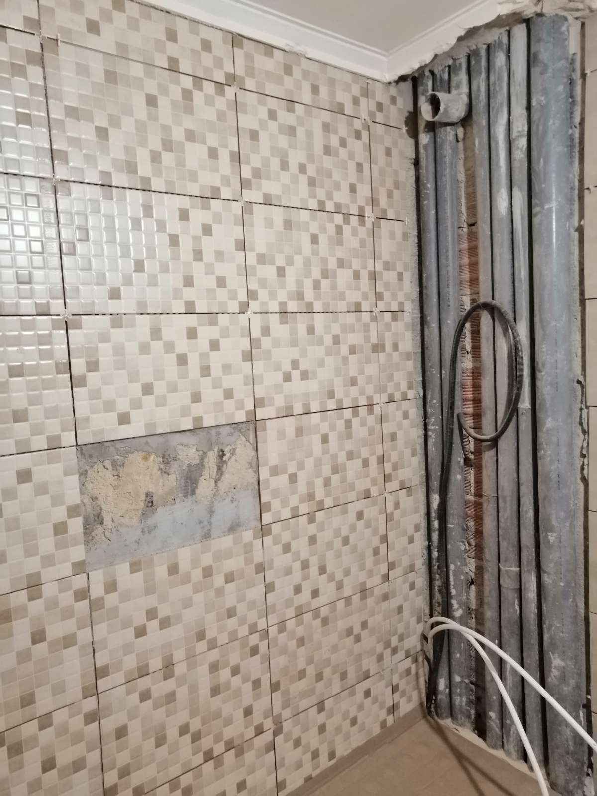 ricardo - Sintra - Switch and Outlet Repair