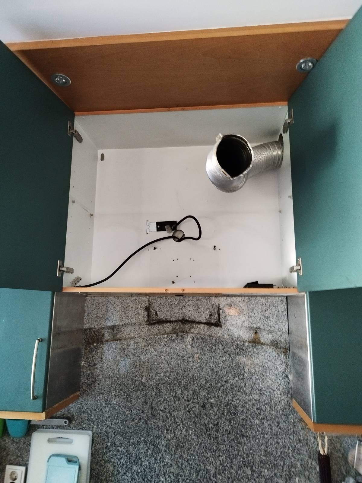 MultiHelp - Técnico Weslley - Barcelos - Zentrale Klimaanlage installieren