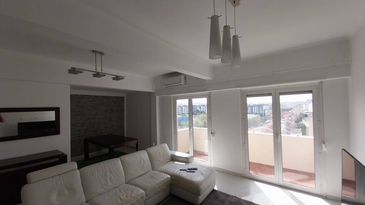 Criativa Instalações Técnicas - Amadora - Montagem de Candeeiros