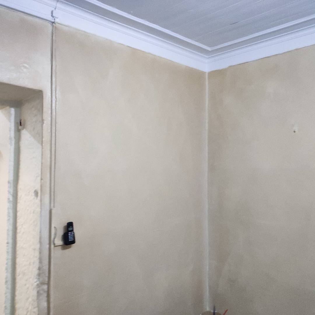 Decorpinta Pinturas e Decorações - Vila Nova de Famalicão - Instalación de suelos de baldosas o piedras