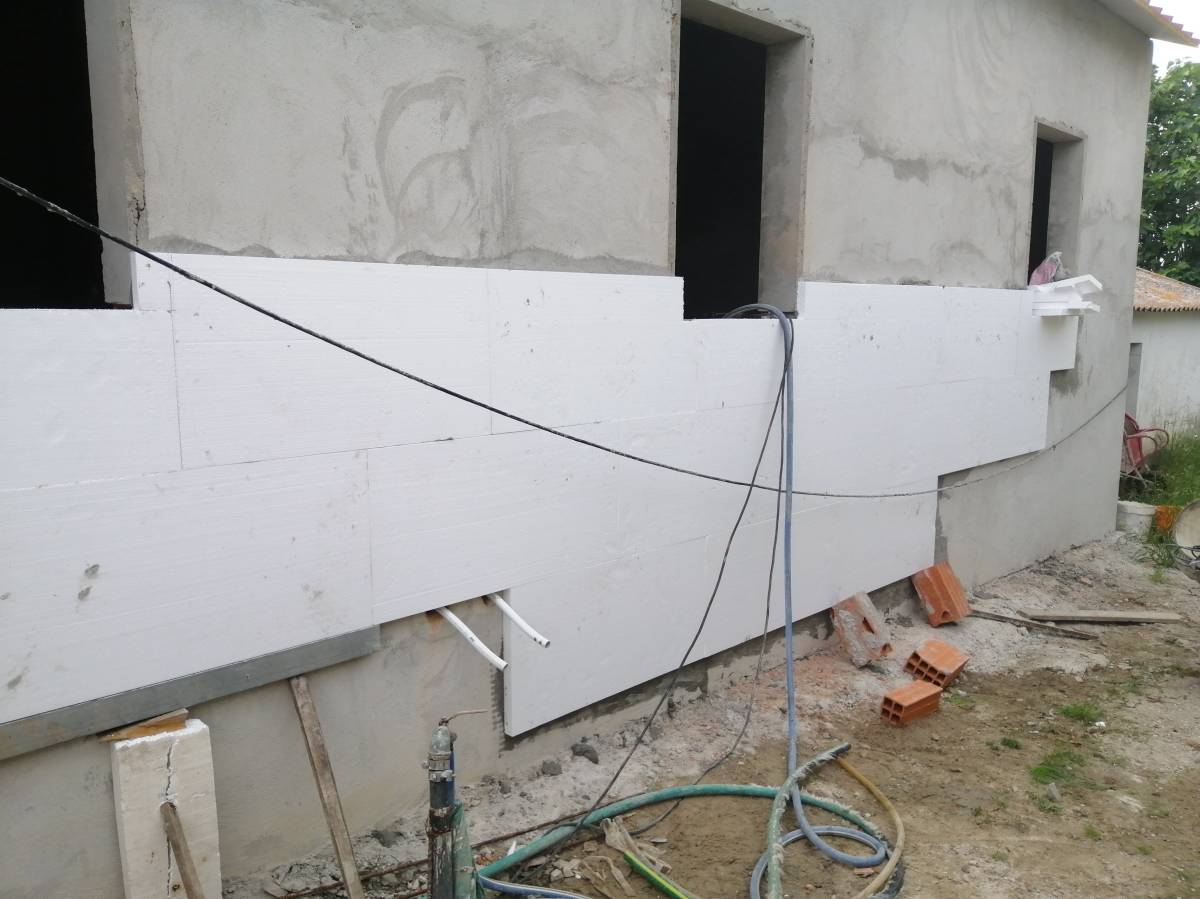 Fábio Martins - Serviços de remodelação de interiores e exteriores - Setúbal - Reparação ou Manutenção de Canalização Exterior