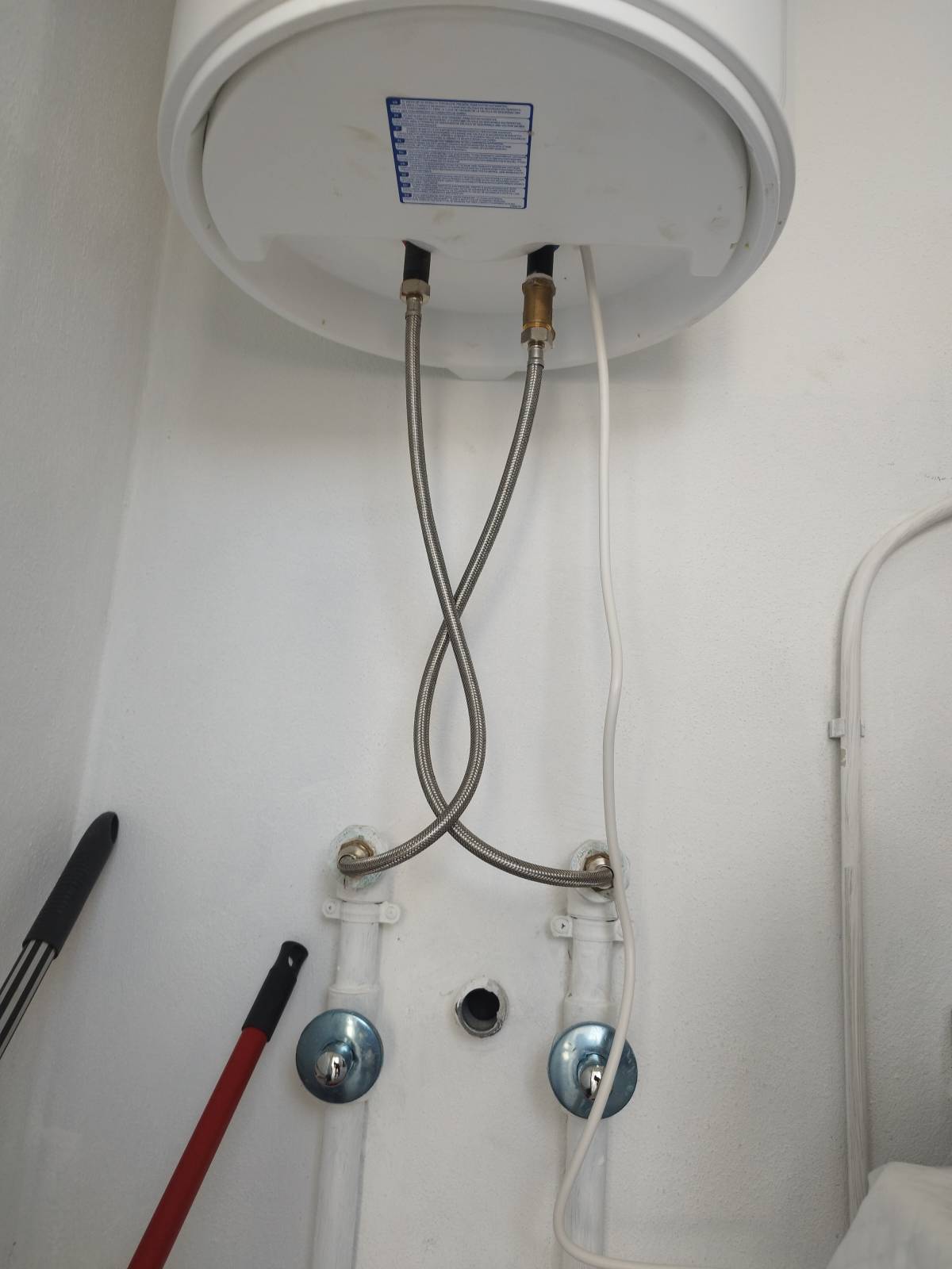 MultiHelp - Técnico Weslley - Barcelos - Installation eines Stromgenerators
