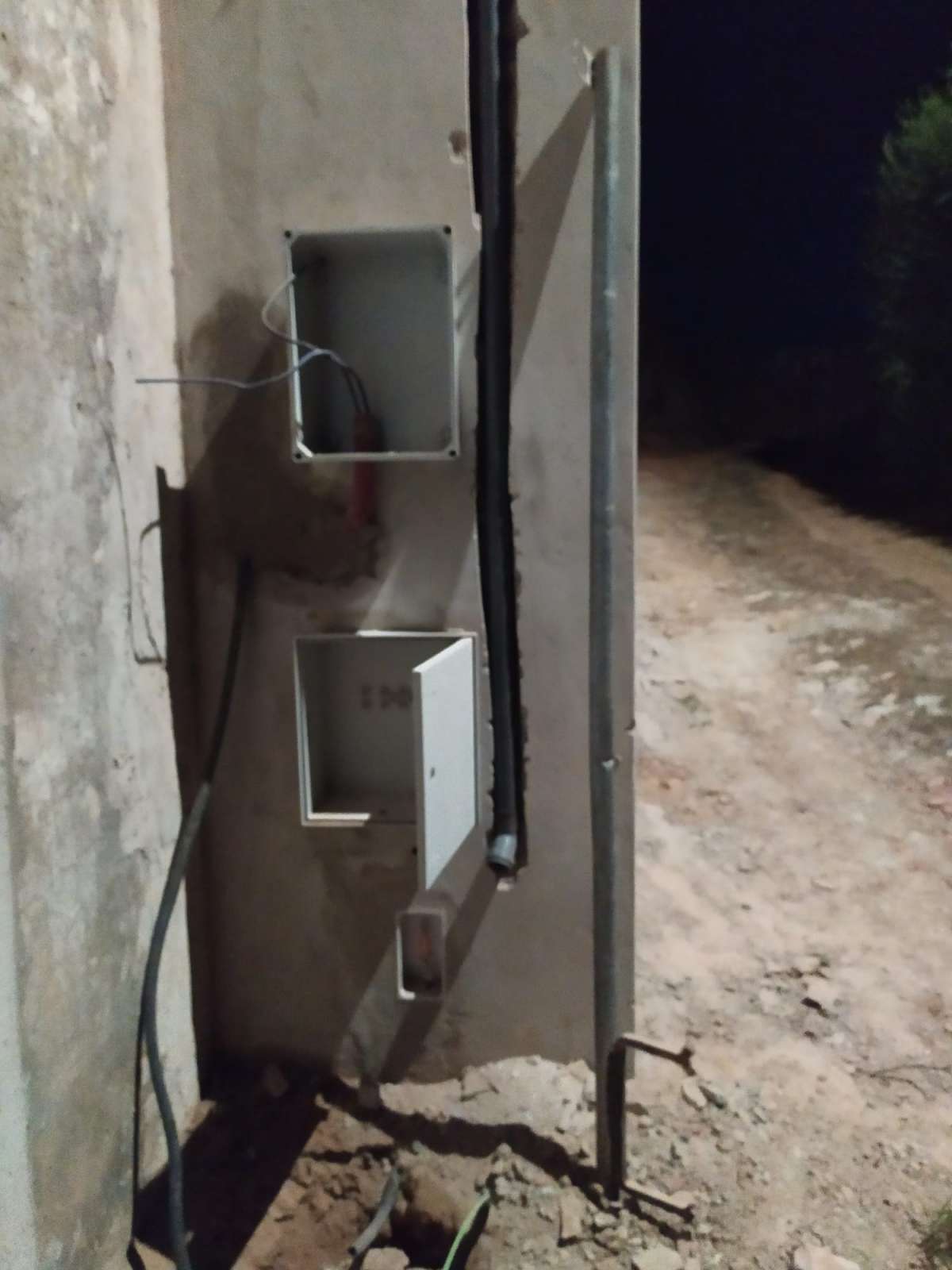 Ventura Soluções - Sintra - Shutter Installation
