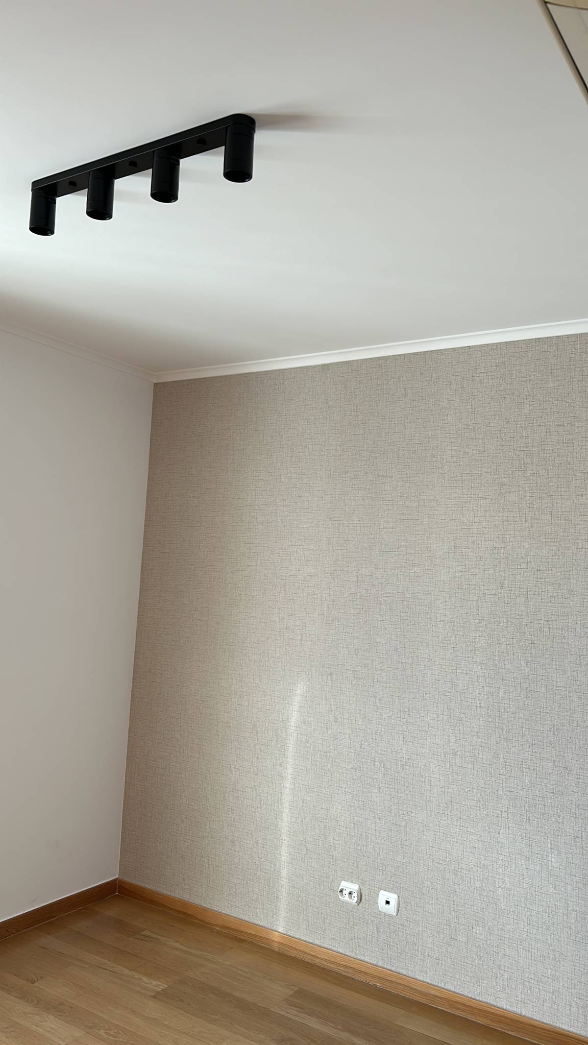 JD manutenções - Loures - Wallpaper Installation