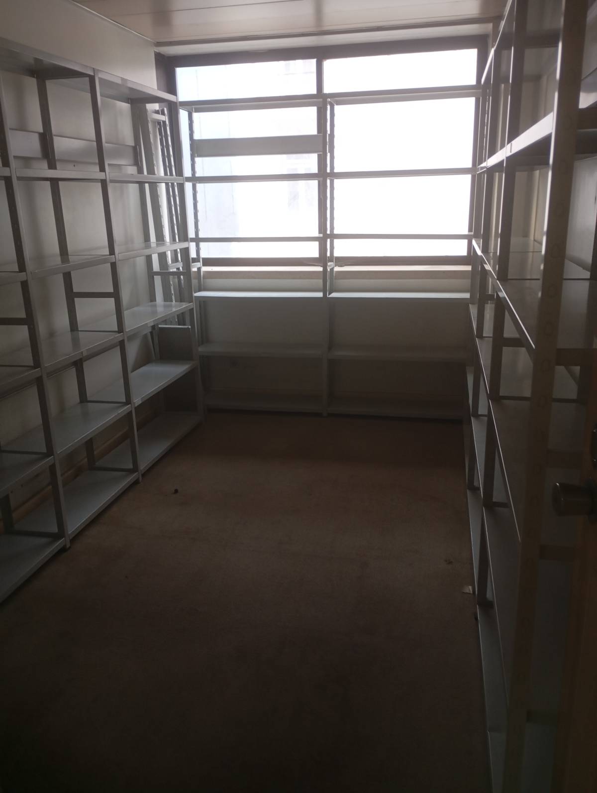 Isaías Lopes( Izzy Mudanças) - Sintra - Remodelação de Quarto