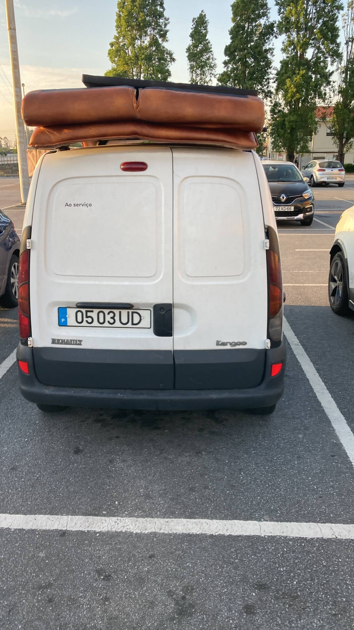 MultiHelp - Técnico Weslley - Barcelos - Hundezaun installieren