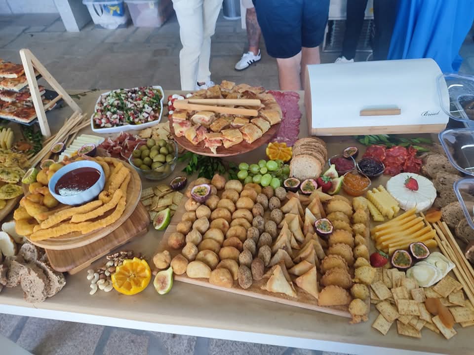 Daniela Araujo - Valongo - Servicios de catering