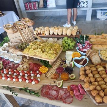 Daniela Araujo - Valongo - Banquetes de bodas