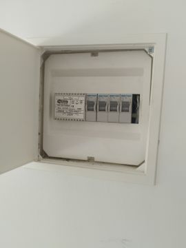 MultiHelp - Técnico Weslley - Barcelos - Installation und Montage von Lampen