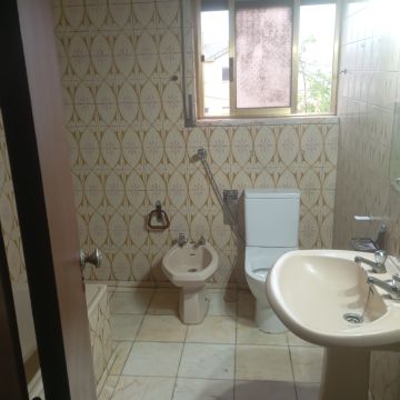 Isaías Lopes( Izzy Mudanças) - Sintra - Montagem de Candeeiros