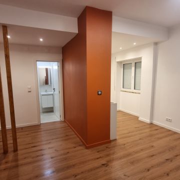 Davi Nascimento - Amadora - Kleiderschränke