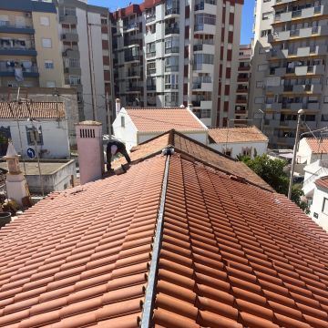 MF Morais Fracassi - Portimão - Instalação de Pavimento em Madeira
