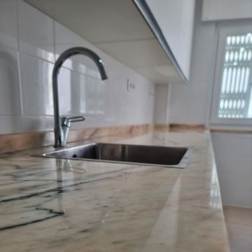 Davi Nascimento - Amadora - Geländer reparieren