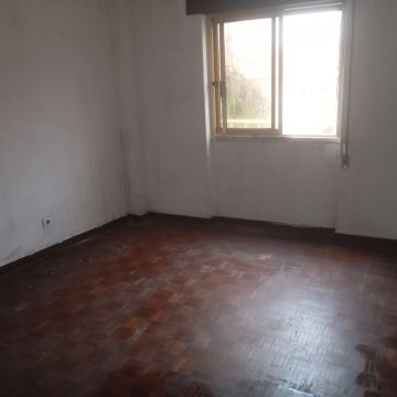 Isaías Lopes( Izzy Mudanças) - Sintra - Mudança de Móveis e de Estruturas Pesadas