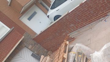 Roberto Moraes Santos - Construçao, Unipessoal, lda - Fundão - Calfeutrage
