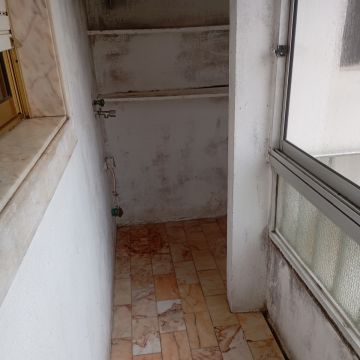 Isaías Lopes( Izzy Mudanças) - Sintra - Limpeza de Cortinados e Persianas