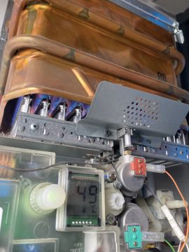 MultiHelp - Técnico Weslley - Barcelos - Heizkörper installieren oder austauschen
