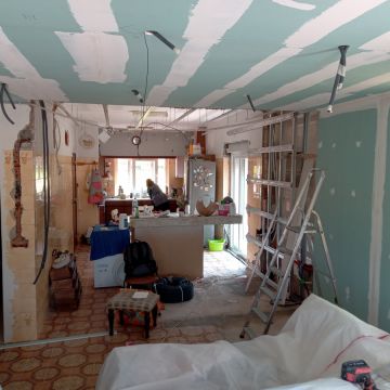 Do Velho ao Novo. Remodelações - Coimbra - Construção de Parede Interior
