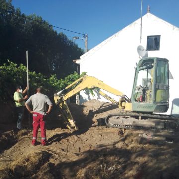 Gravitycontacy LDA - Ponte de Sor - Stone or Tile Flooring Installation