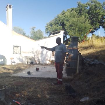 Gravitycontacy LDA - Ponte de Sor - Caulking