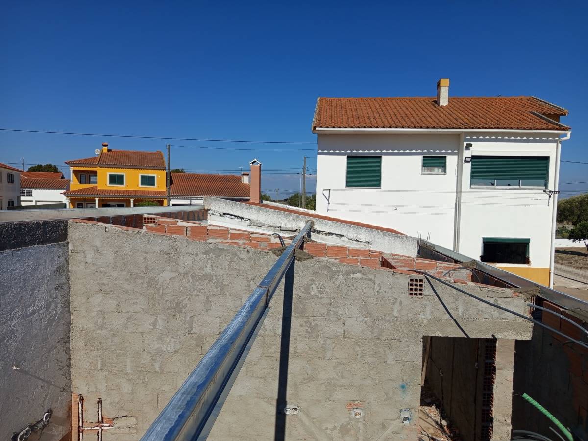 Ferreira remodelações - Azambuja - Dachausbau