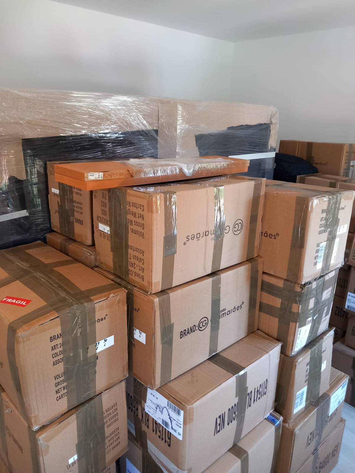 FuturMud Mudanças e transportes - Almada - Furniture Moving and Heavy Lifting