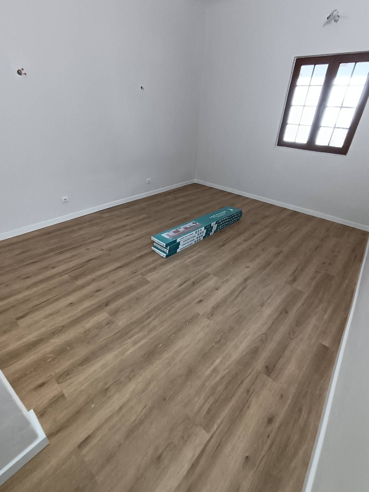 Mãos à Obra Viana - Leiria - Colocação de Pedra