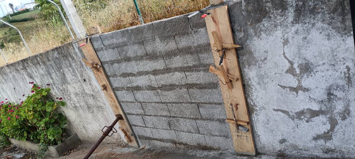 Mãos à Obra Viana - Leiria - Instalação de Pavimento em Pedra ou Ladrilho