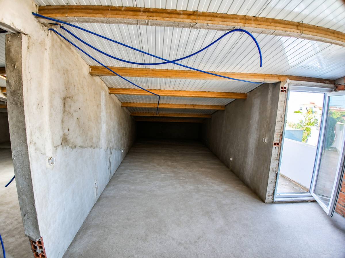 Leonay construção e remodelação - Palmela - Instalación de baldosas