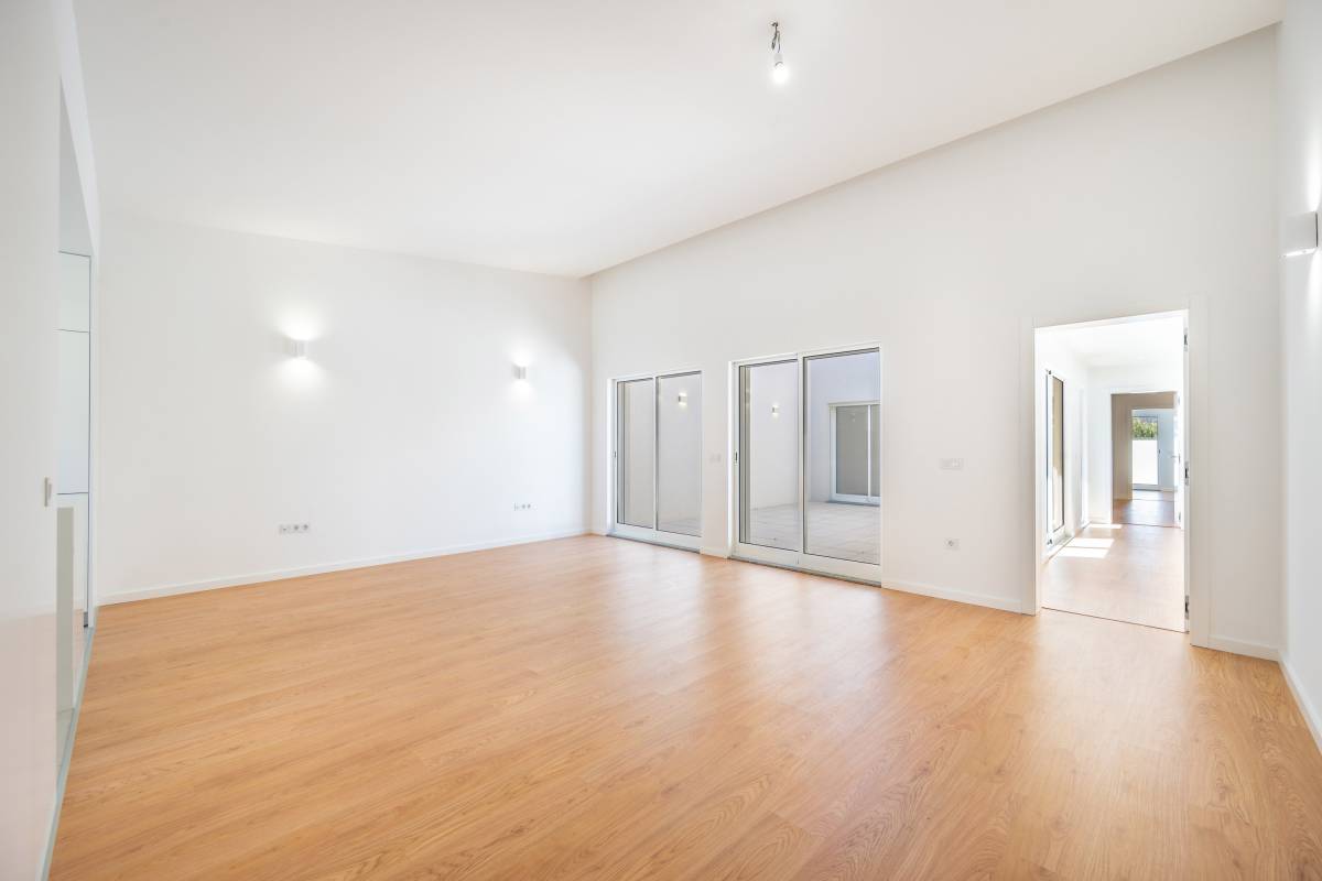 Bright Leaf - Construction & Architecture - Vila do Conde - Caulking