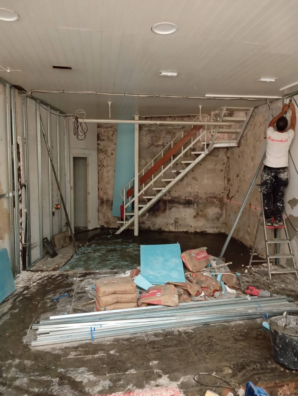 REFCON CONSTRUÇÕES E REFORMAS LDA - Monção - Exterior Painting