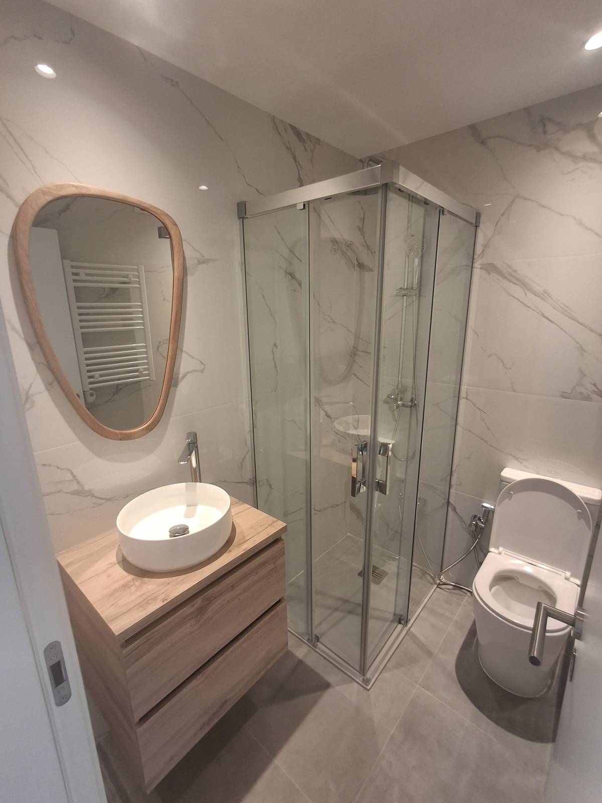 Soviobra remodelaçoes lda - Torres Vedras - Bodenfliesen verlegen