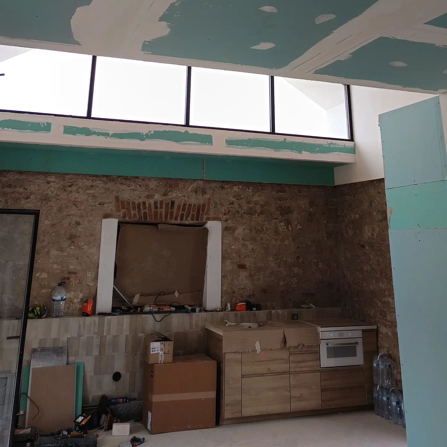 Olivo Remodelaçãoes e Soluções - Almada - Instalação, Reparação ou Remoção de Revestimento de Parede