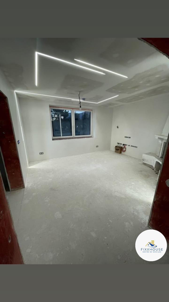 FixxHouse - Gestão & Serviços - Portimão - Fliesen reparieren und ausbessern