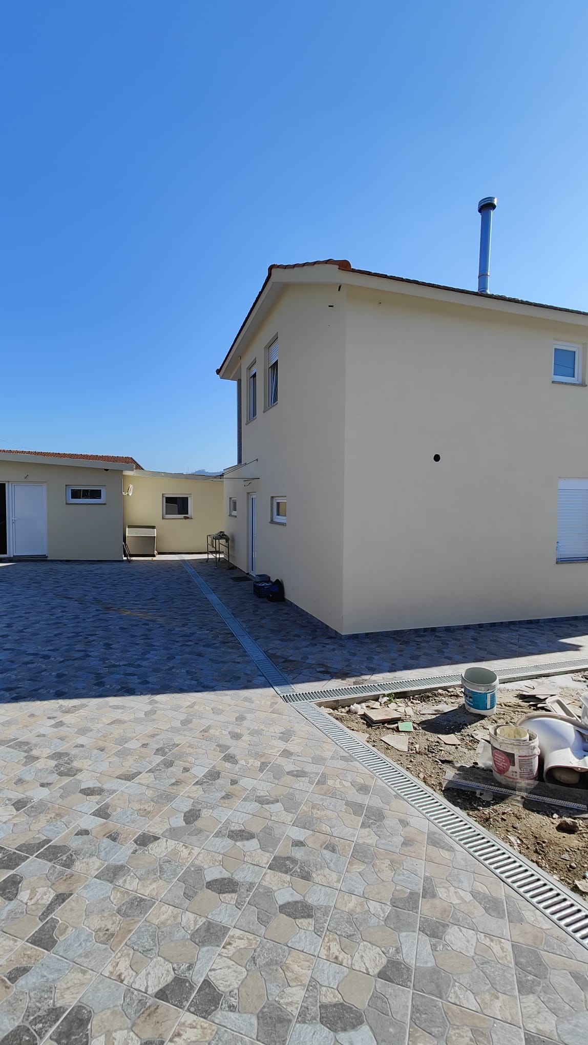 João - Valongo - Balcony Remodel
