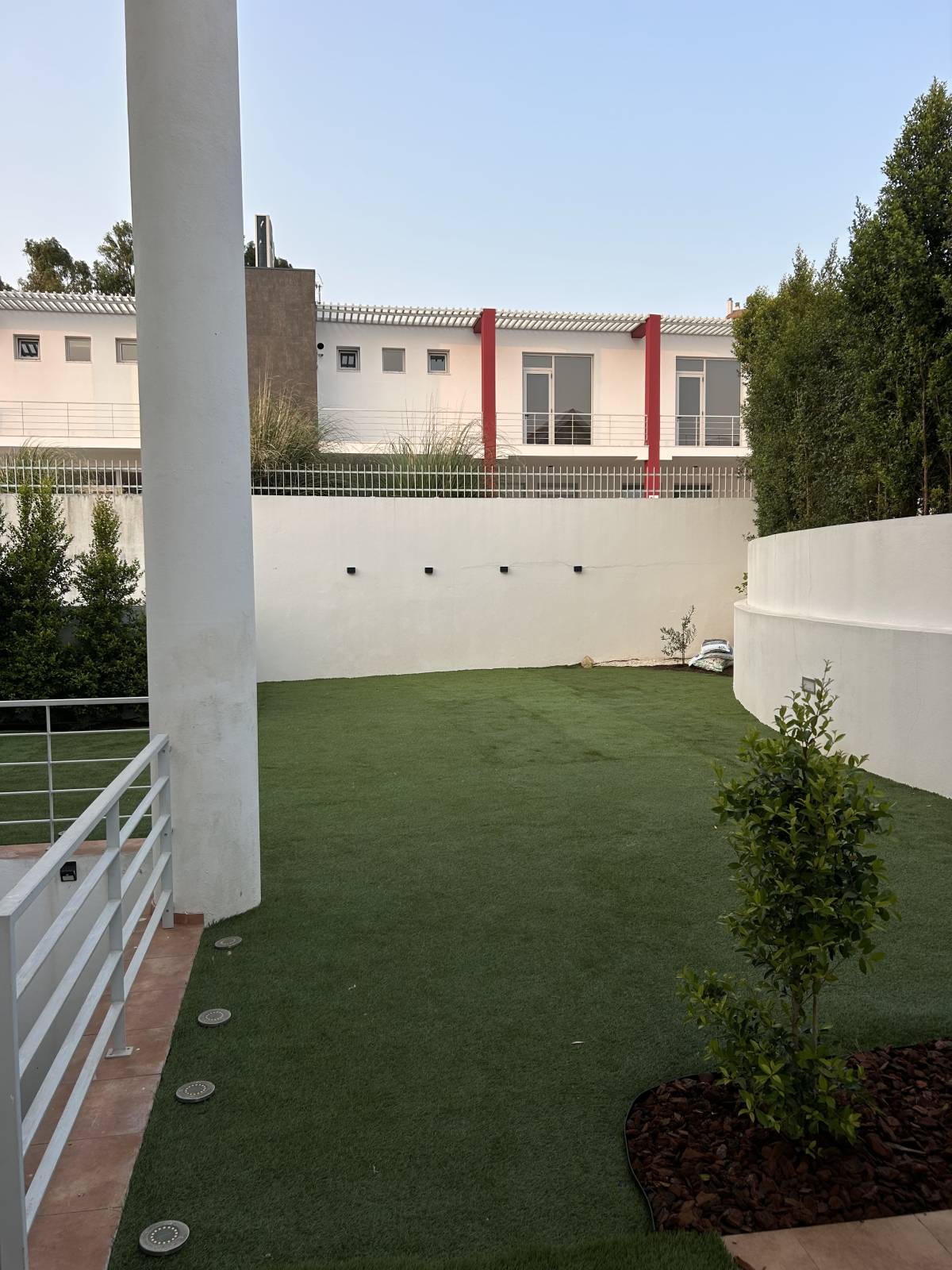 TS Garden - Cascais - Entfernung von Gebüsch- und Baumaufwuchs