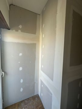 Interior Painter
