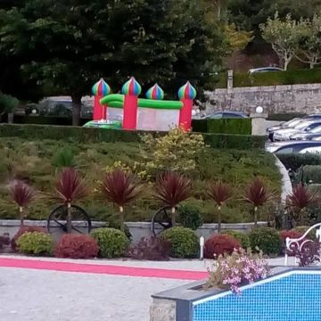 Tinoni eventos - Santa Marta de Penaguião - Aluguer de Insufláveis para Festas