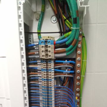 AG2L electrical solutions - Ponte de Lima - Billardtisch reparieren
