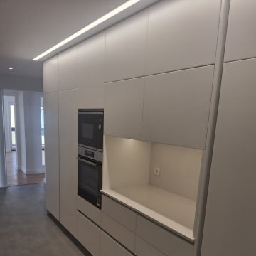 Soviobra remodelaçoes lda - Torres Vedras - Stein- oder Fliesenboden verlegen