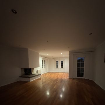 Daiane Alves - Cascais - Limpeza de Espaço Comercial