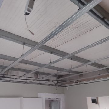 Renova remodelações & pintura - Leiria - Trockenbau reparieren und Oberflächenstruktur geben