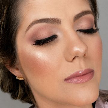 Natália Santos Makeup | 10+ Anos de Experiência - Lisboa - Penteados para Eventos