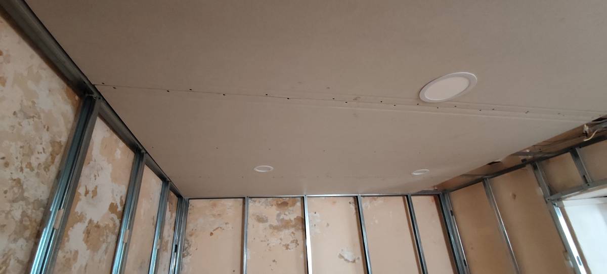 Geilson Pereira do Nascimento - Estremoz - Interior Wall Addition