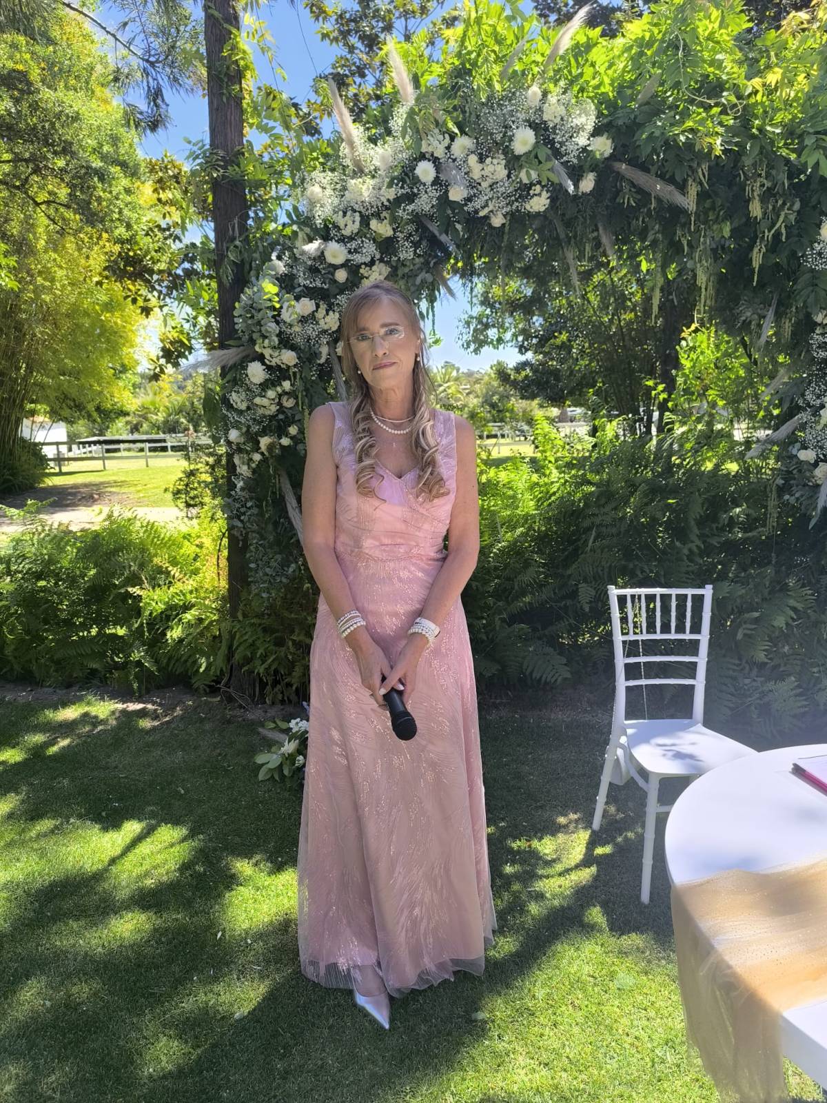 Laura Correia - Seixal - Wedding Officiant Service
