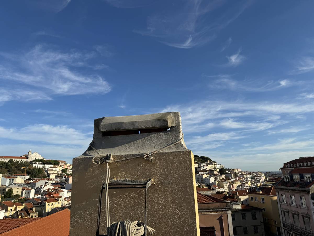Tarcísio Oliveira - Sintra - Exterior Painting