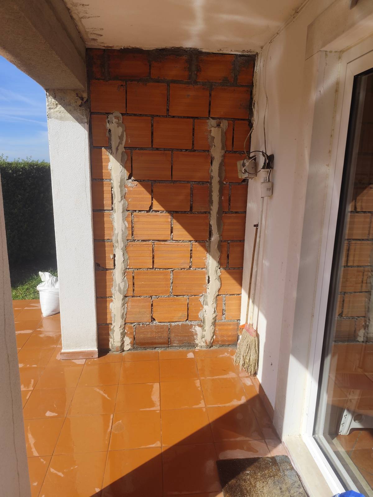 Artur - Sesimbra - Shrub Removal
