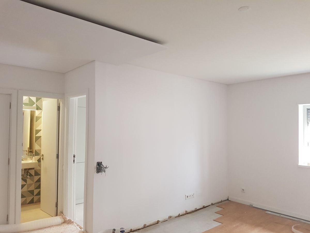 Luis Silva - Maia - Interior Wall Addition